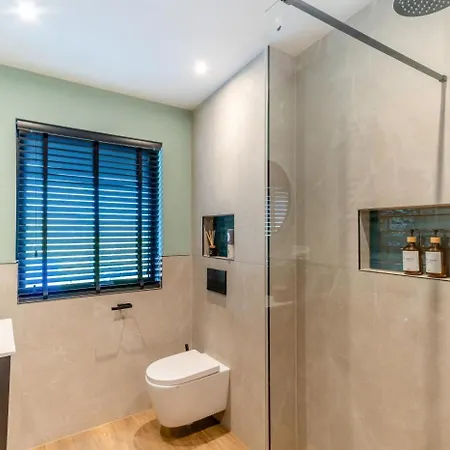 Lodge 2 Bed In Austwick Oc-l31946